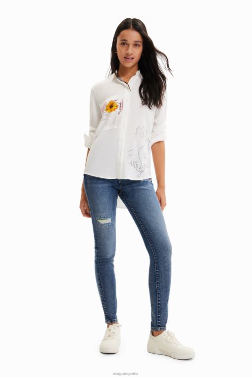mujer ropa 8H0V164 camisa con mensaje de patchwork Desigual