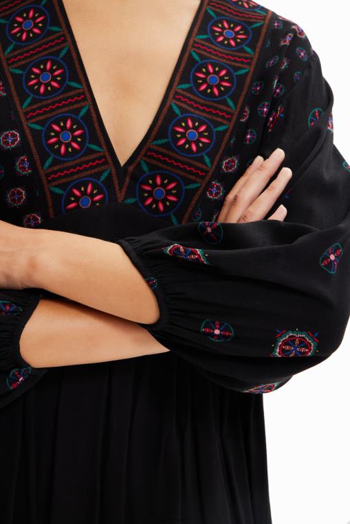mujer ropa 8H0V410 vestido corto con estampado étnico Desigual